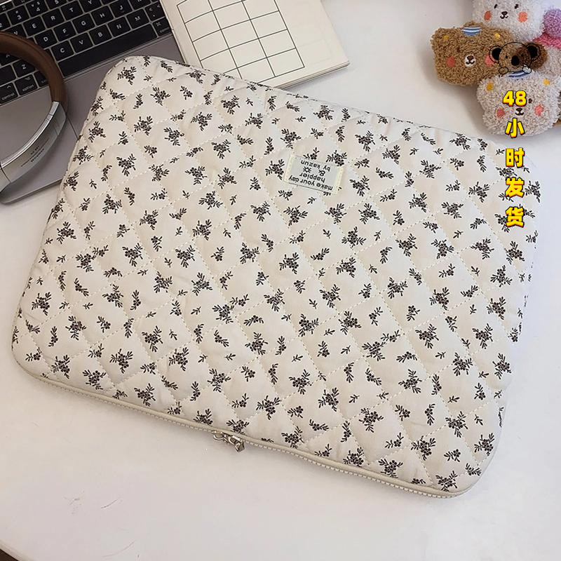 X 77296 Laptop Bag with Plaid Floral Print