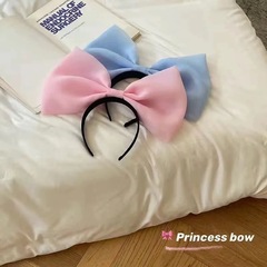 超大型蝶結びのカチューシャの女性の高級感があります。
