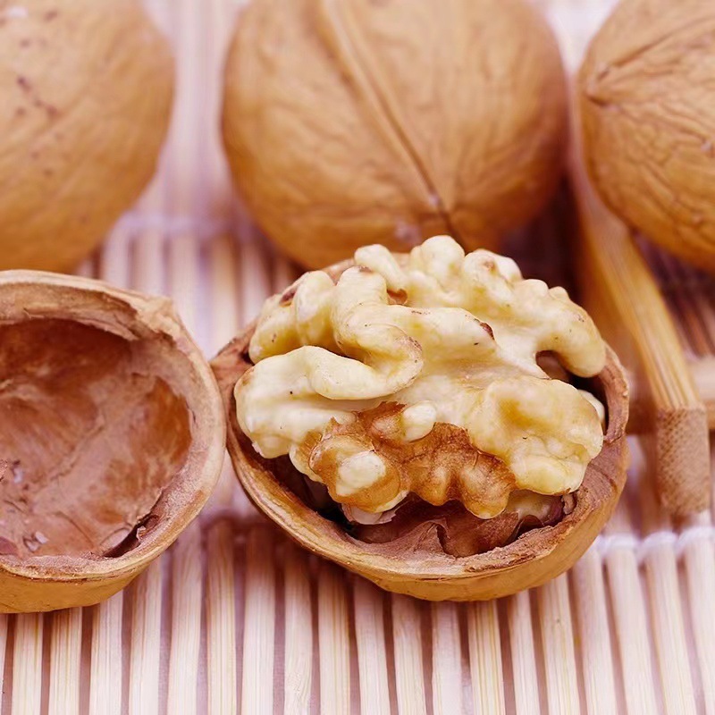 Ripe walnuts, milk and vanilla flavor [shipping] thin-skinned walnuts, hand-peeled nuts 252g, multi-flavor paper-skin roasted walnuts