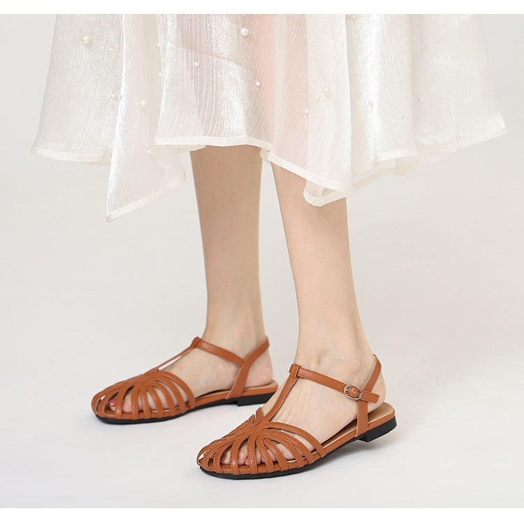 Hollowed Out Closed Toe T Strap Flat Sandals Beach Travel Shoes_voghion.com