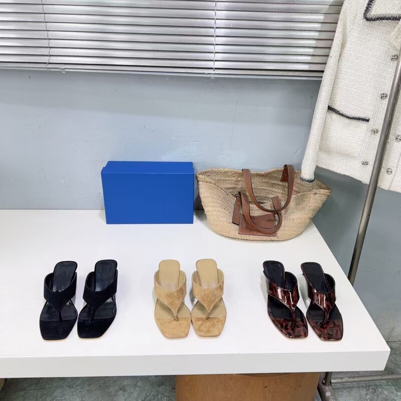 High-End Niche New Style Mesh Closed-Toe Sandals for Women, Flat Mules, Ballet-Style Mesh Half-Slippers