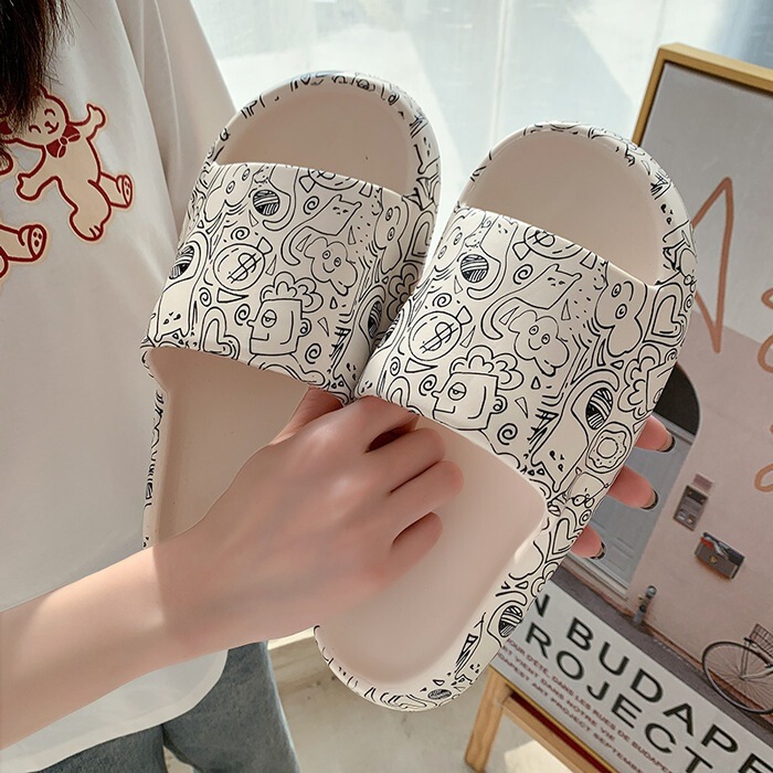 New Style Girly Heart Slippers Women's Summer Outfit Indoor Home Thick Bottom Bathroom Bathing ins Couple Slippers Men's Fashionable Sandals