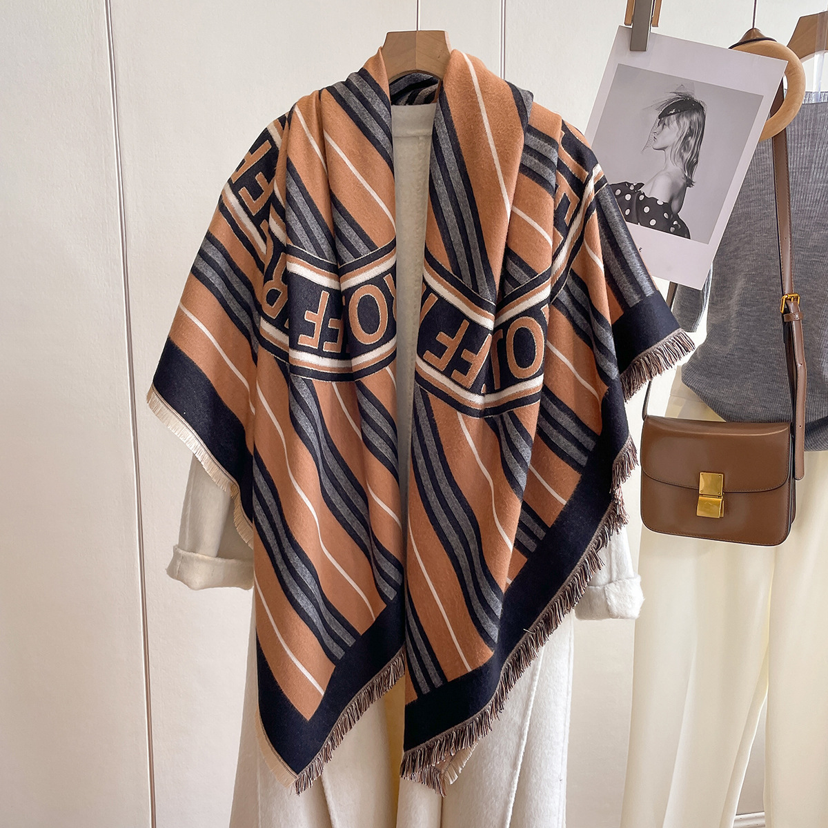 2023 estilo coreano versátil a rayas de color a juego de doble cara de Cachemira de doble uso chal Otoño e Invierno bufanda cálida bufanda engrosada