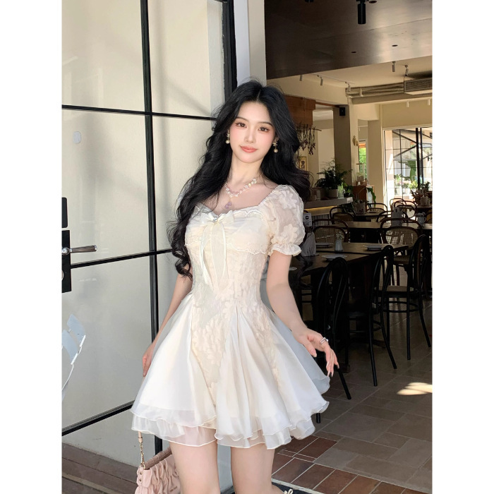 Blovelan白茶与风纯欲白月光气质刺绣花朵蓬蓬连衣裙度假风长裙女|undefined