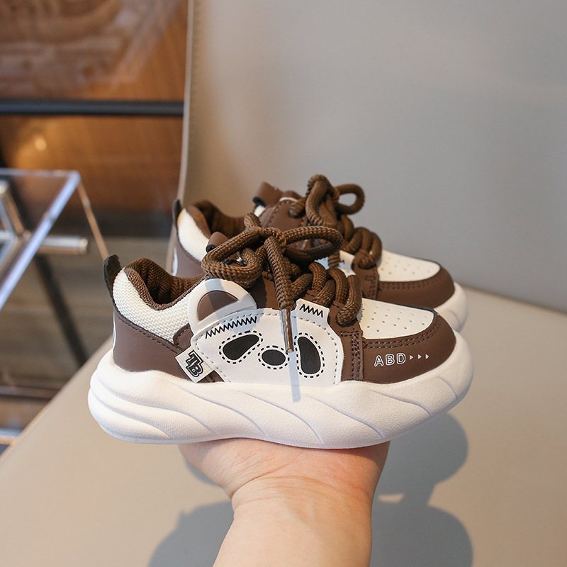 2025 Primavera y otoño Nuevos zapatos de panda de dibujos animados Suela suave antideslizante Zapatos deportivos para niños pequeños, medianos y grandes Venta al por mayor Zapatos individuales para niños
