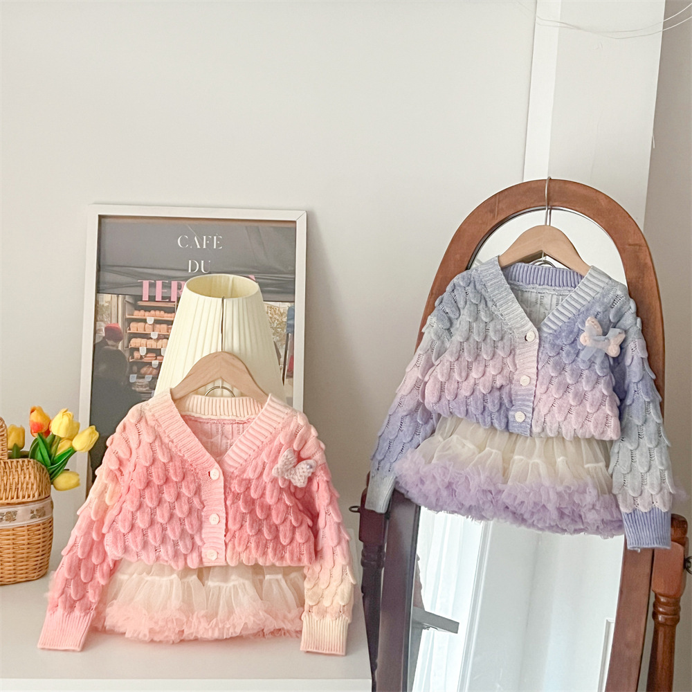 Fashionable multicoloured cute three dimensional cardigan