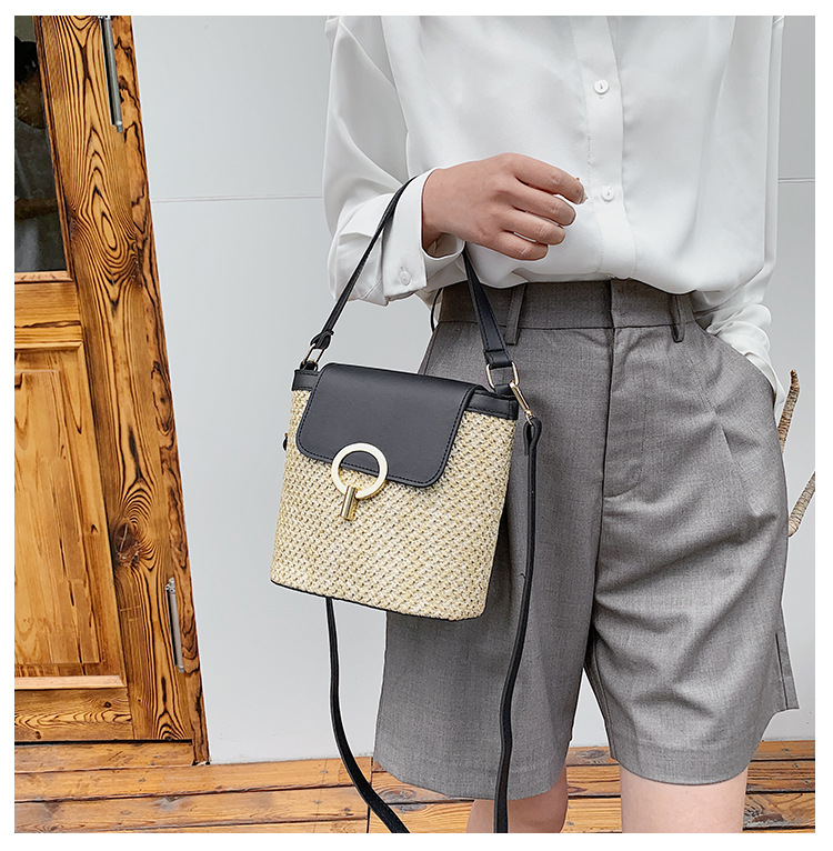 Handheld Damen Eimer Urlaub 2024 Frühjahr/Sommer neue Crossbody Stroh Rattan gewebt Mode kleine Tasche_voghion.com