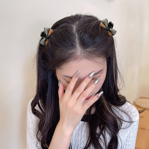 Exquisite bird-of-paradise pattern butterfly clip, small retro bangs clip hair accessory, high-end, elegant hair clip for women