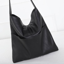 福州公交司机拾金不昧 装有1700元现金的挎包找到失主