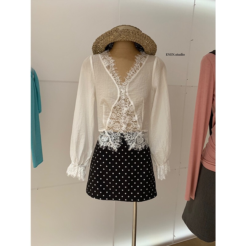 WGWE11002 Elegant White Floral Tencel Semi-Sheer Shirt "Pure Desire Style" with Eyelash Lace Trim Slimming Top