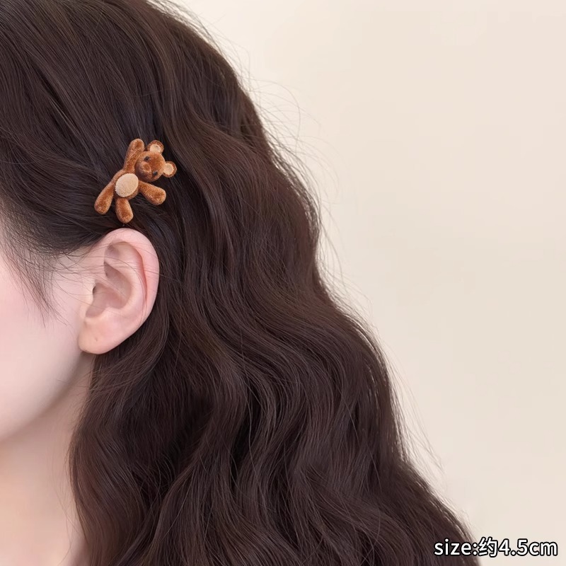 かわいいクマのヘアピンベルベットヘアピン女性の新しいサイド前髪クリップガールの悲しいヘアピン多用途カモノハシクリップ|undefined