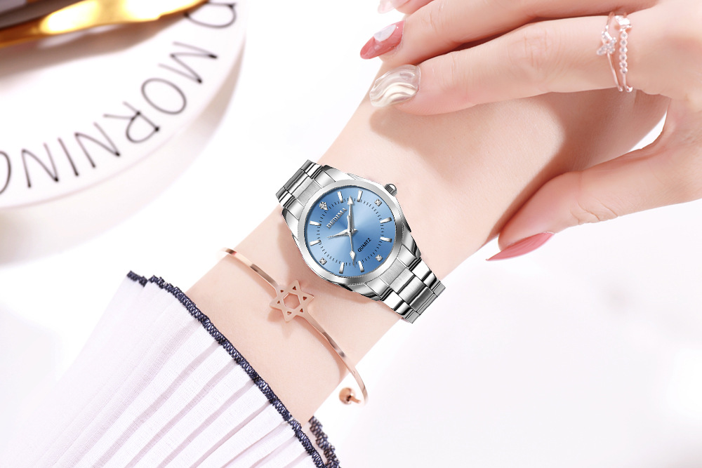 80g Weight Tempered Glass Mirror Material Stainless Steel Strap Material Watch Classification Pointer+Number Display Type Buckle Buckle Style Round Dial Shape Casual, Daily Occasion Quartz Movement Solid Color Pattern Women'S, Men's Gender Casual Style Casual Solid Color Buckle Quartz Men's Watches