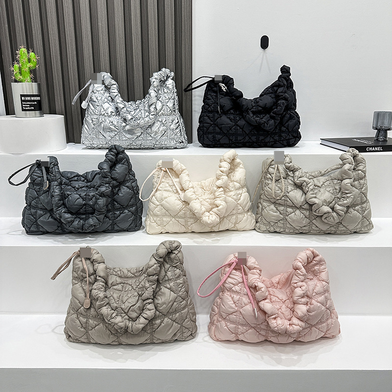 New Wandering Cloud Bag Bubble Pleated Down Bag Shoulder Bag Crossbody Bag Hand-held Armpit Bag_voghion.com