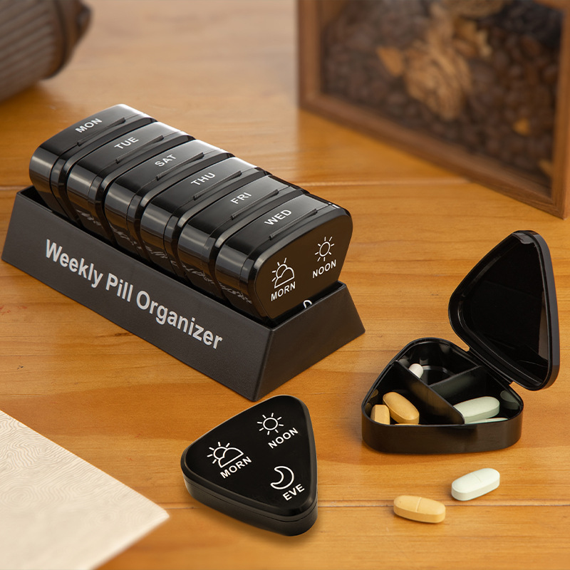 药盒一周七天21格pp料tume三角形早中晚药品药片收纳药用跨境热销