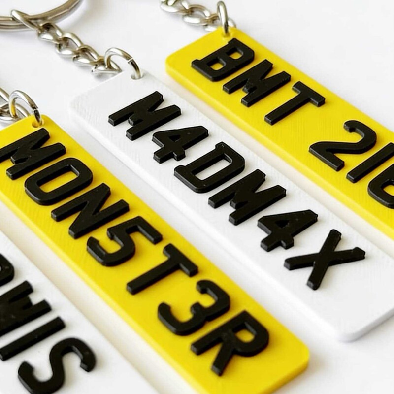Cross-Border Hot-Selling Customized Car License Plate Number Keychain, Direct Sales from the Manufacturer, One-Piece Customization, Classic Retro Style