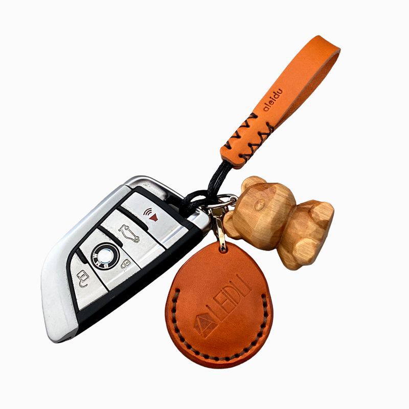Hand-Stitched Leather Keychain Cross-Border Personalized Car Key Lanyard Keychain Simple Bear Couple Ring Car Keychain