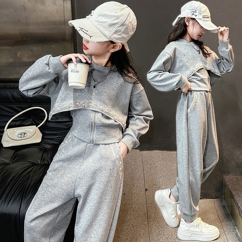 2024 New Style Girls' Spring Outfit - Trendy Three-Piece Set for Spring and Autumn - Suitable for Girls Around 10 Years Old