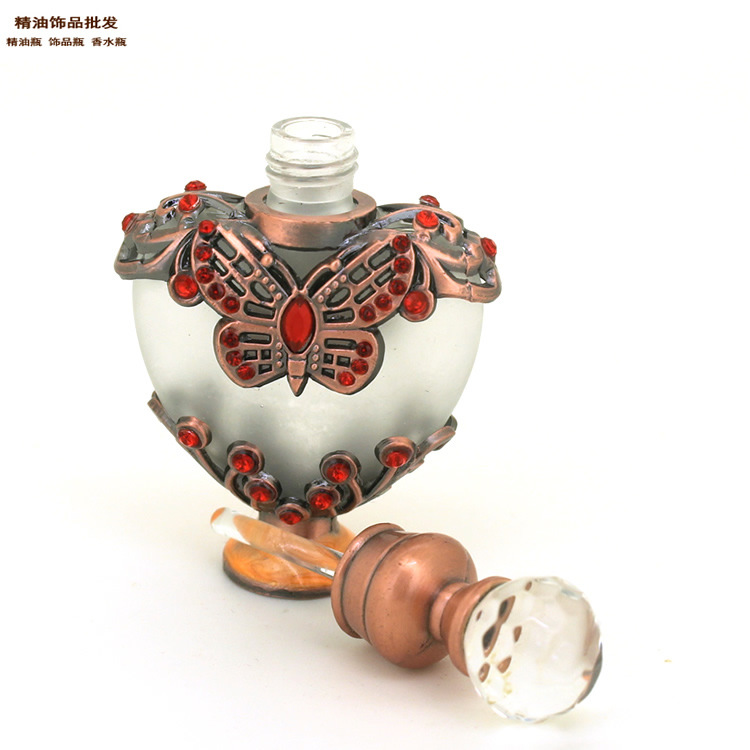 10ml心形磨砂玫红色蝴蝶款香水瓶7.jpg