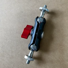 手机支架;相机三脚架;摄影摄像器材