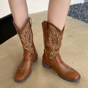 He Sui Tongyi Chunky Heel All-Match Western Cowboy Boots V-Mouth Embroidered Sleeve Knight Boots Retro Medium Cylinder Square Head Riding Boots
