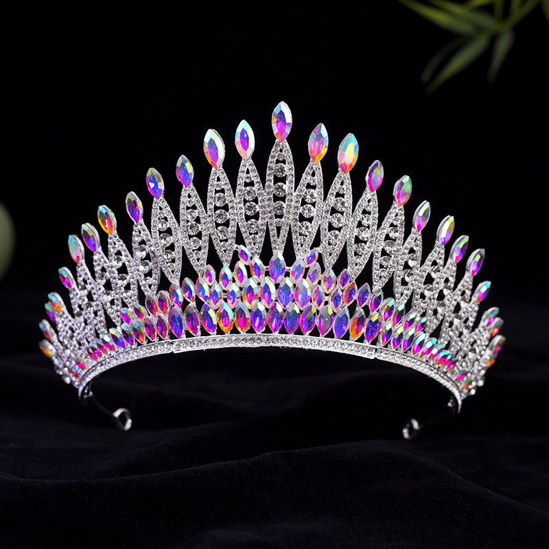外国貿易の王冠の頭飾り欧米の花嫁のドレスの王冠の合金は銀色の豪華な水晶の王冠のメーカーを飾って直接販売します。|undefined