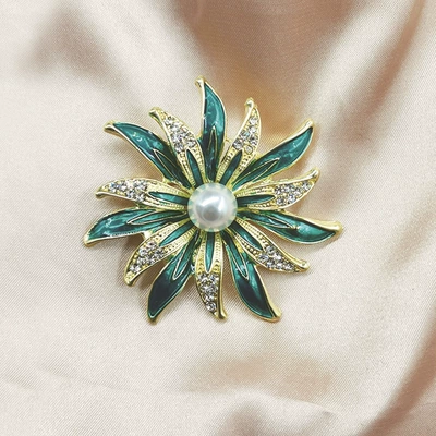 touch of elegance to any outfit — Yaxa sancaqları