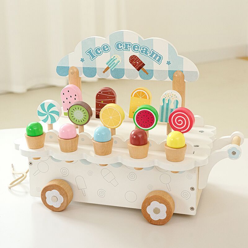 子供の木のシミュレーションアイスクリームの車の赤ちゃんの役は親子のインタラクティブな台所のおもちゃを演じます。|undefined
