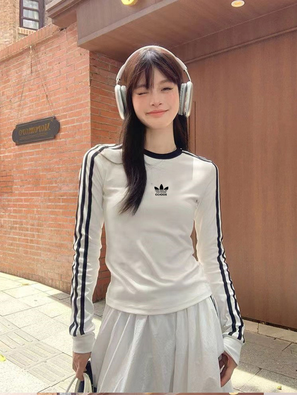 高级感三叶草女款长袖莫代尔棉春夏T恤打底衫设计感修身紧身上衣|undefined