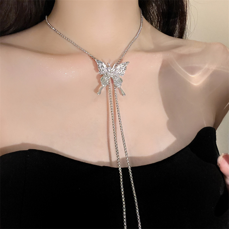 Sweet Butterfly Alloy Plating Women's Long Necklace display picture 1