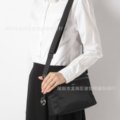 バッグ 日本と韓国のトレンディなブランド ストリート アウトドア カジュアル オールマッチ ユニセックス ハンギング ロゴ ショルダーバッグ クロスボディバッグ