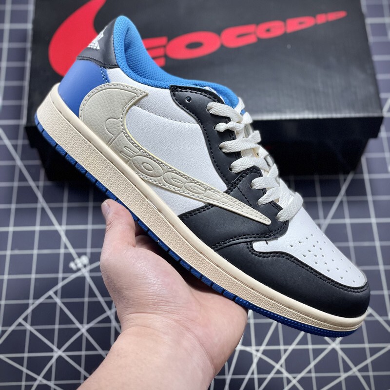 Putian Shoes Resistant Officer Travis Scott x Barbed Mocha Brown aj1 Men's and Women's Vintage plus size Sports Board Shoes Putian Shoes Resistant Officer Travis Scott x Barbed Mocha Brown aj1 Men's and Women's Vintage plus size Sports Board Shoes