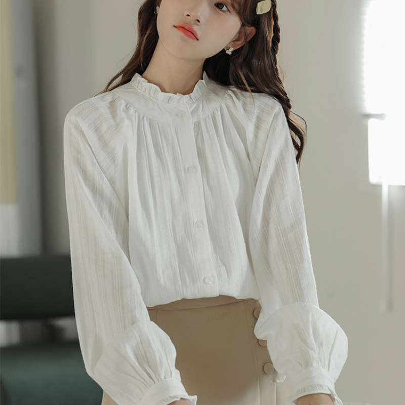 귀 트림 화이트 셔츠 여성 디자인 센스 니쉬 봄과 가을 새로운 긴 소매 스택 셔츠 루즈 스위트 탑