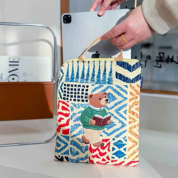 New Personalized Graffiti Tote Bag for Women, Large Capacity, Fashionable Printed Handbag, Zipper Shoulder Bag, Tablet Bag
