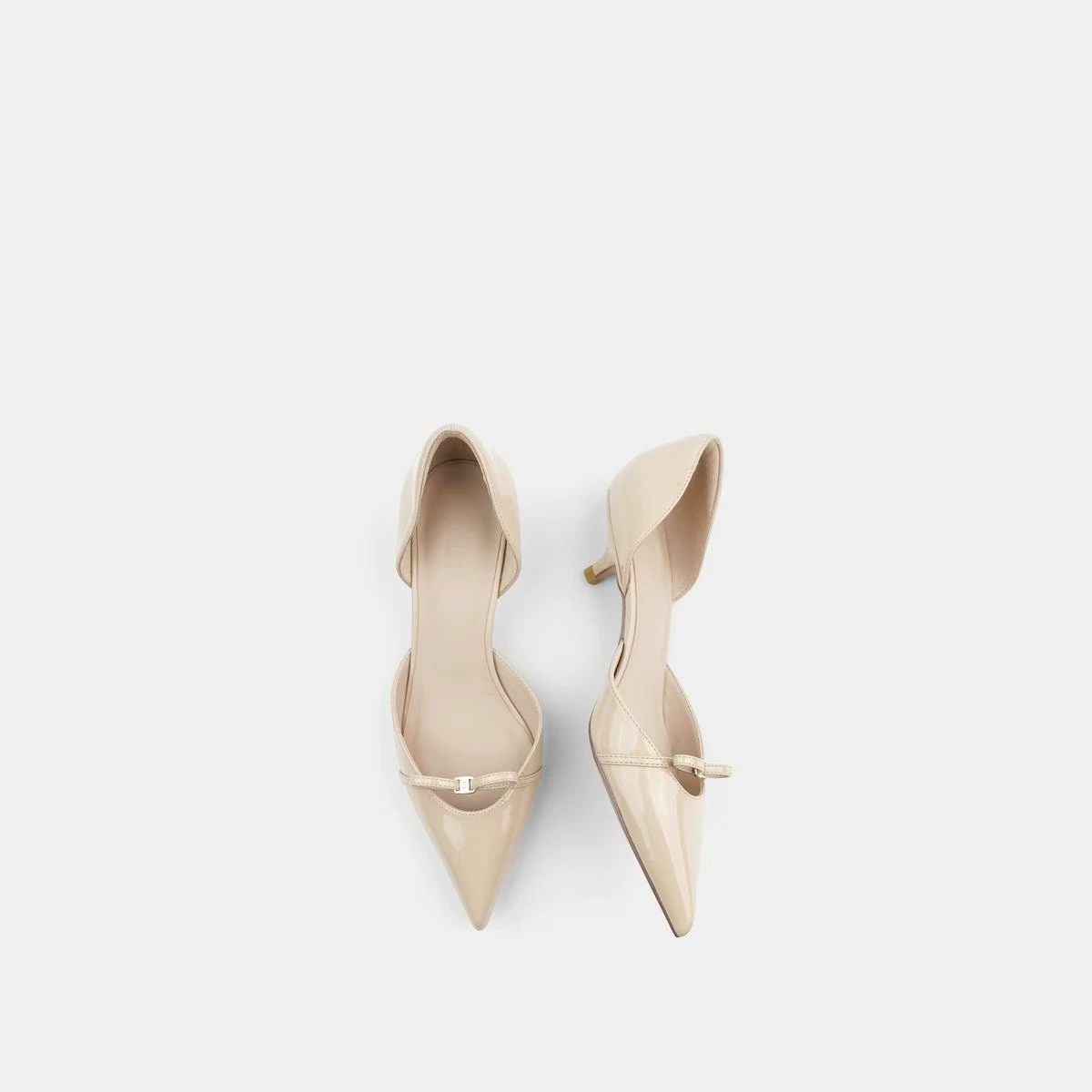 Metal sandals with bow low-cut, (Physicals)