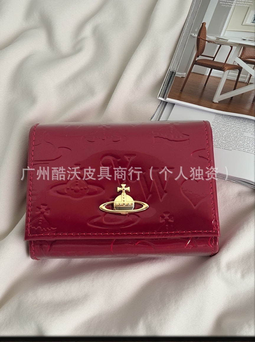 레드 페이턴트 엠보싱 지갑