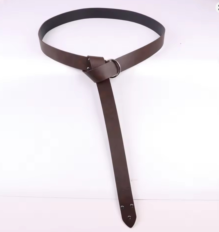 갈색 벨트 (스터드 장식)