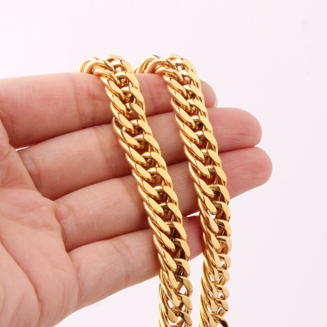 Personalised Titanium Steel Bracelet For Men In Dominant Style_voghion.com