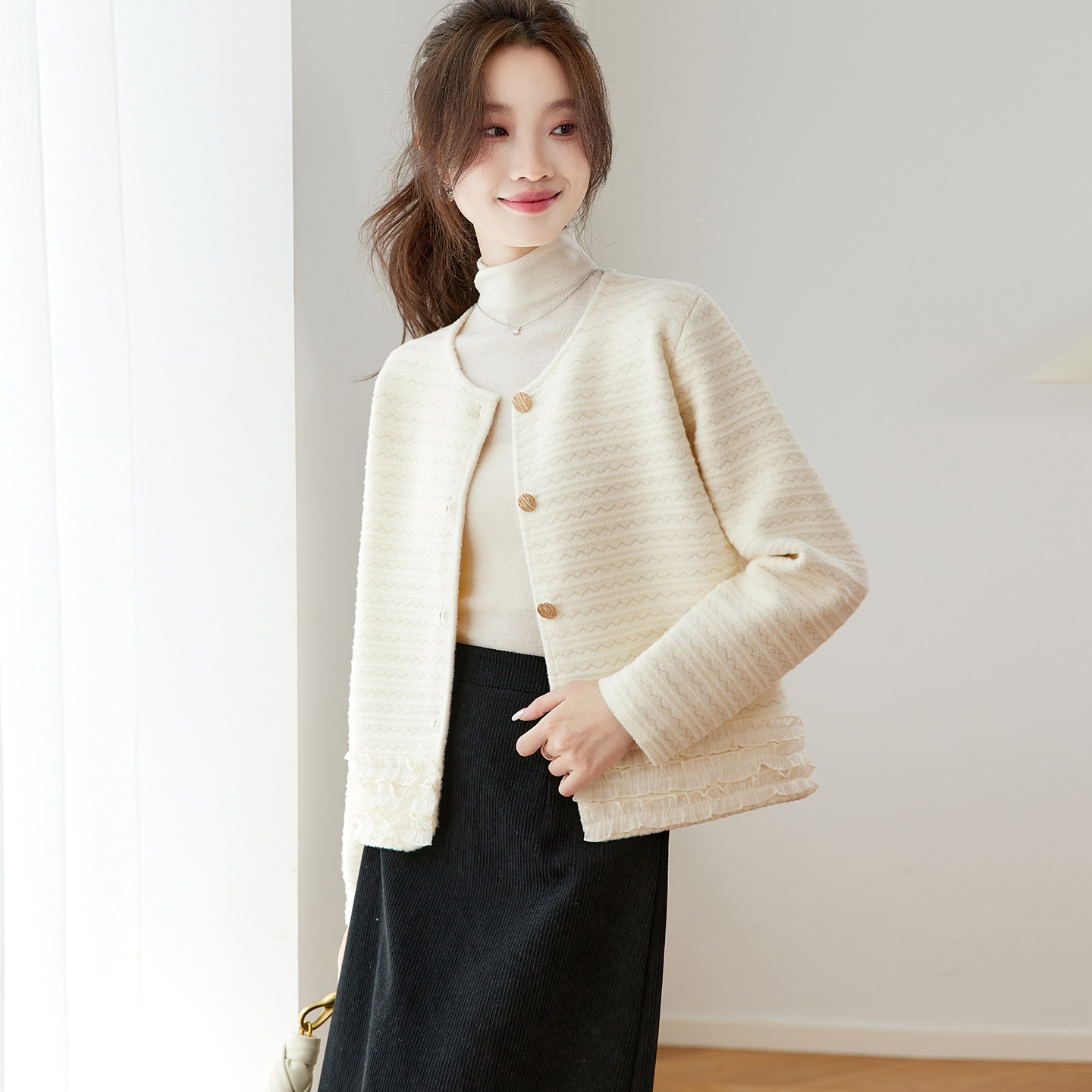 2025秋冬女装开衫外套淑女范单排扣小香风女毛衣短款圆领女上衣