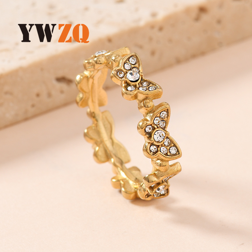 Anillo de lujo ligero de moda transfronteriza simple popular anillo de diamante de mariposa de fundición fábrica de joyas de acero inoxidable al por mayor
