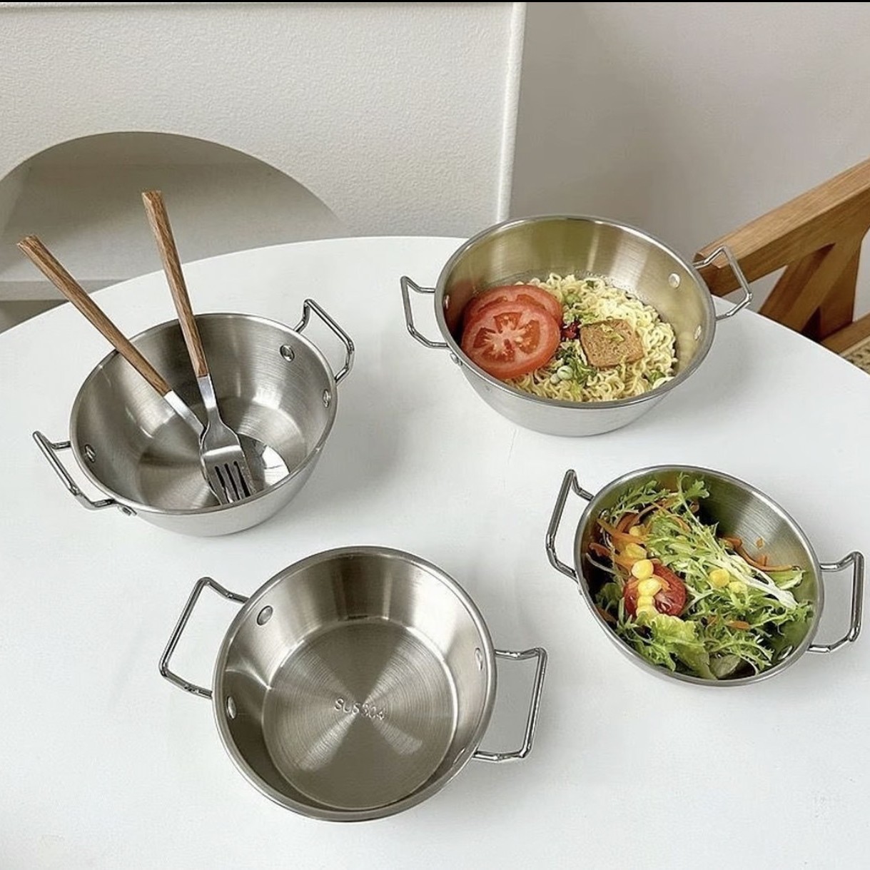 防烫泡面碗17cm双耳碗不锈钢沙拉碗家用料理碗米酒碗大号加厚