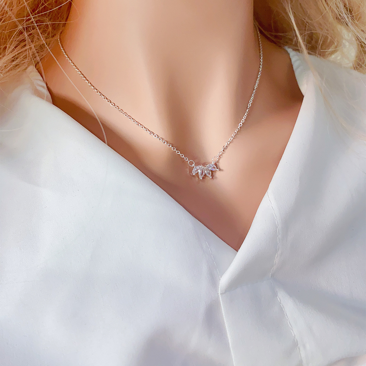 Leaf Necklace Detail
