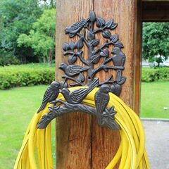 古典的なヨーロッパのレトロな鋳鉄の鉄芸の小鳥の花園の水道管の棚の園芸の棚の種類の庭の家庭の壁の装飾