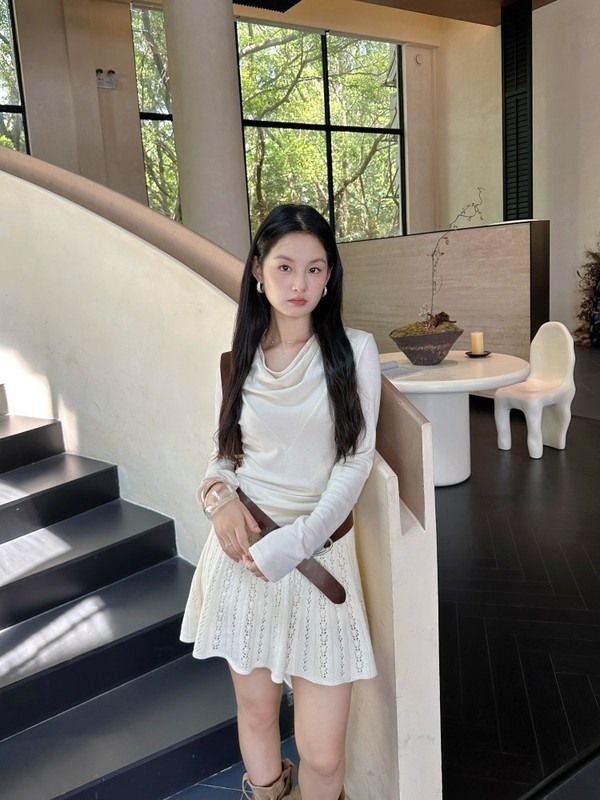 DIGM | 2025秋季极简解构风荡领长袖修身T恤打底衫针织衫女A09266|undefined