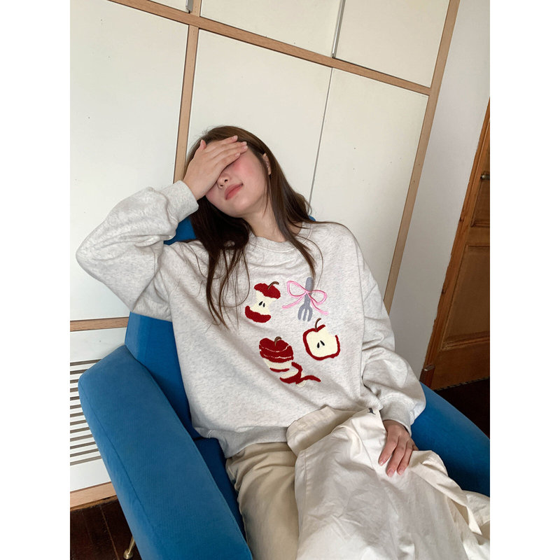 Original Apple towel embroidered round-neck sweatshirt for women, new spring and autumn style, loose fit, suitable for petite figures Original Apple towel embroidered round-neck sweatshirt for women, new spring and autumn style, loose fit, suitable for petite figures