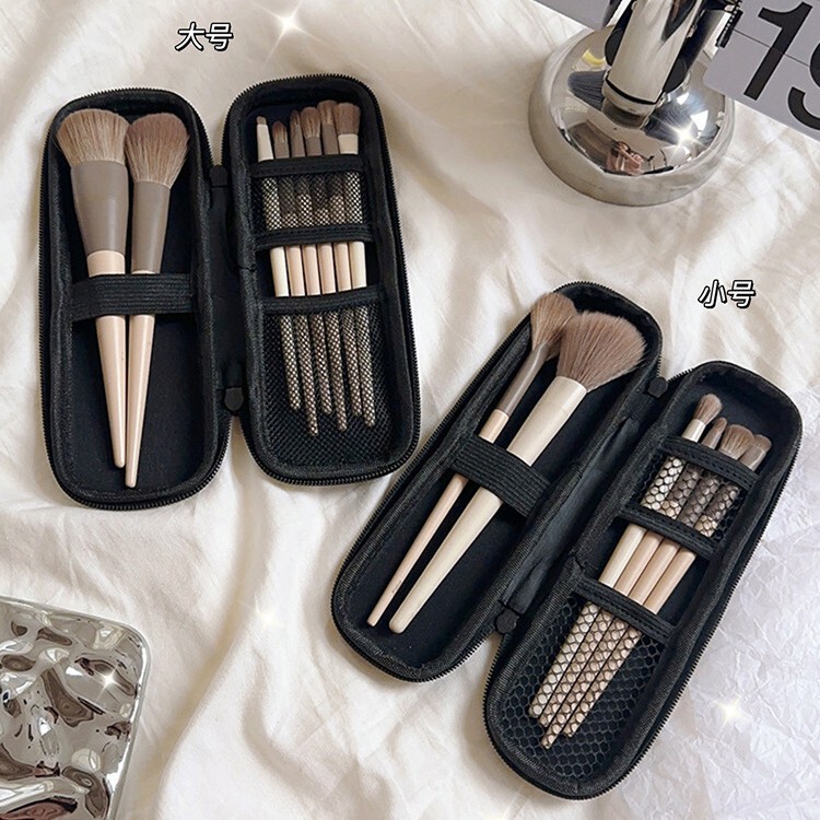 Makeup Brush Bag Cosmetics Bag for Women Traveling Portable 2025 New Dustproof Small Eye Shadow Brush Box Bag Makeup Brush Bag Cosmetics Bag for Women Traveling Portable 2025 New Dustproof Small Eye Shadow Brush Box Bag