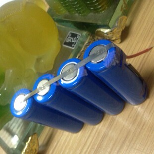 �S�ҹ����ɳ��늳�18650�늳��Ĺ�һ�M3200MAH
