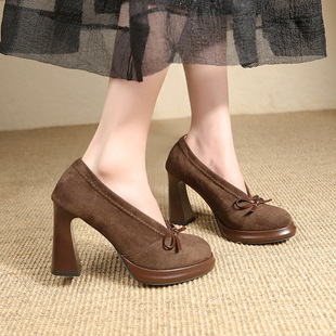 �����Y�ָ��߸�ЬŮ2025�¿��ﶬ�r�Џ͹���ȹ�ӷ�ʽ�������Ь��