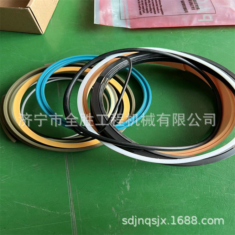 批发挖掘机现R220-7大臂油缸修理包 分配阀修理包 铲斗油缸工程车