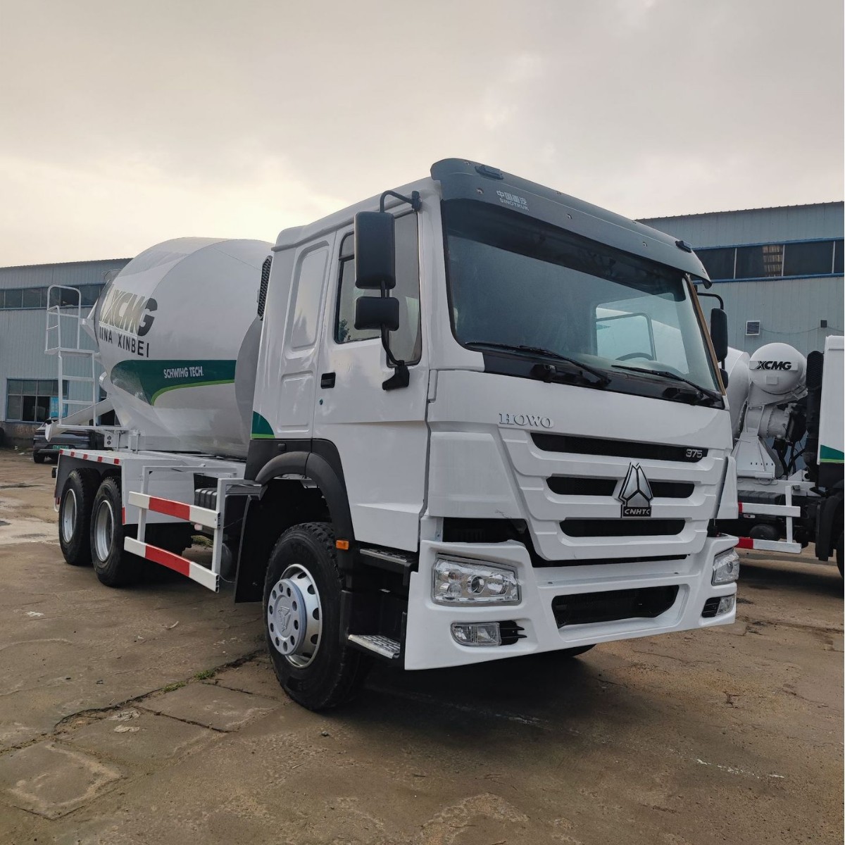 Used Dump Truck for Export, Shaanxi Automobile Delong F3000 6X4 Rear Eight-Wheel Dump Truck with Weichai Engine