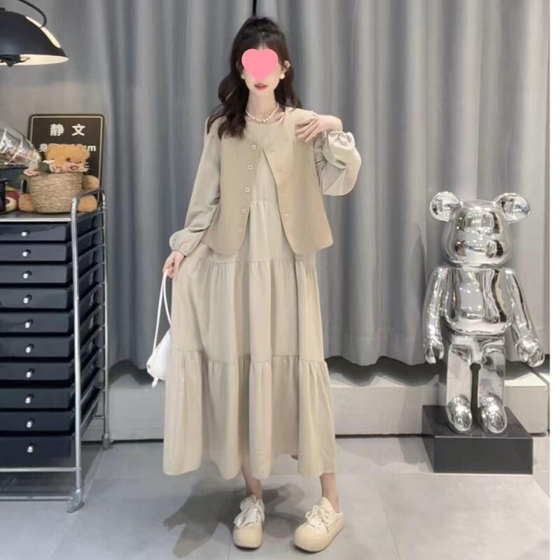 气质温柔奶茶色连衣裙马甲套装女春秋新款显瘦减龄时尚裙子两件套|undefined